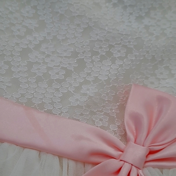 Girls formal dress, pink and cream - Picture 4 of 4